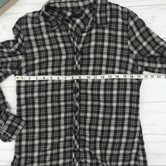 💕3 for $20!💕 GAP Button Up Shirt - Picture 7 of 8